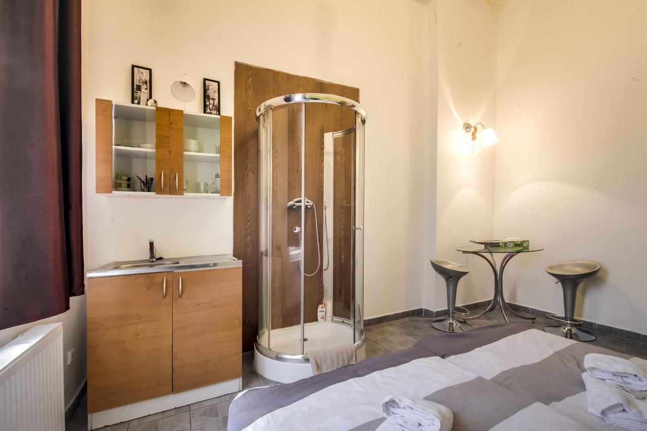 פראג Aparthotel Zarra מראה חיצוני תמונה
