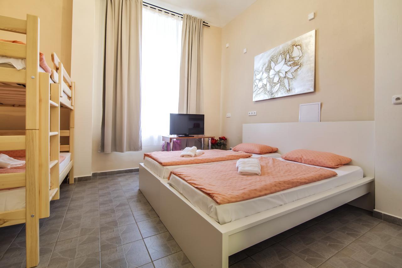 פראג Aparthotel Zarra חדר תמונה